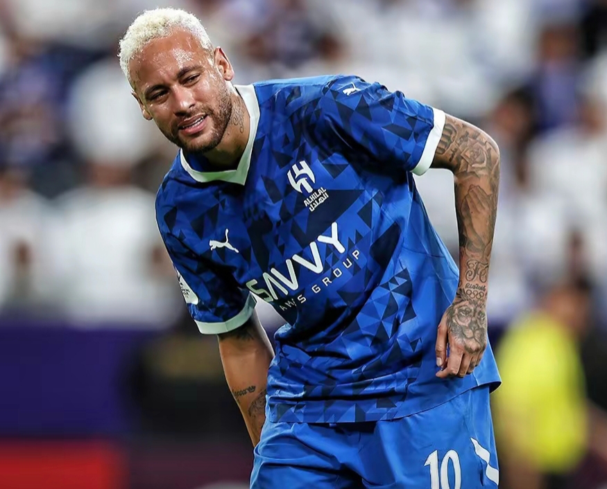 爱游戏体育在线-多特蒙德巨星伤愈复出即破门，全场球迷沸腾，学校社区以上.-爱游戏体育在线